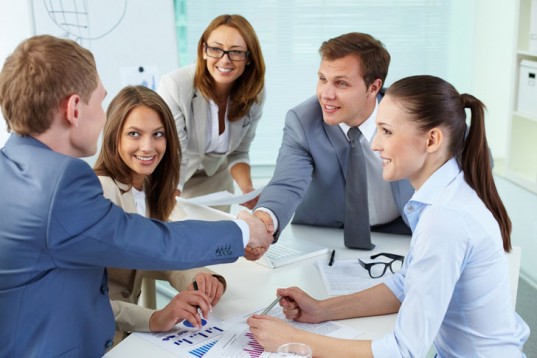 Hãy tiếp xúc với nhân viên của mình để có thành công