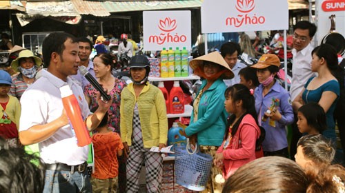 Tiếp thị kiểu “nhà nghèo”