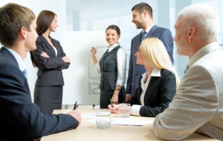 Làm sao để hòa nhập với công việc trong môi trường lạ lẫm?