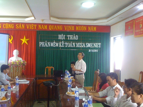 Khách hàng rất hài lòng về hội thảo SME.NET 2012 tại Rạch Giá