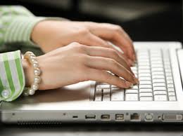 Sự lựa chọn giữa… laptop, điện thoại và kỳ nghỉ