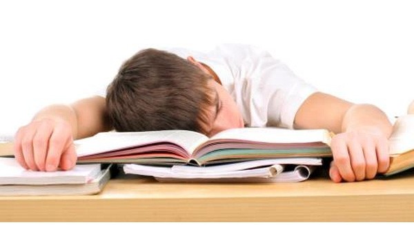 Đừng đặt kỳ vọng quá nặng nề lên vai con trẻ