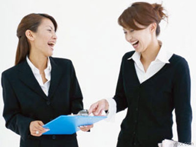 Dân công sở và mốt “gia đình văn phòng”