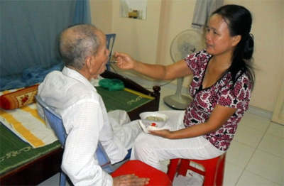 Buồn vui nghề ôsin bệnh viện