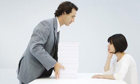 Làm sao vượt qua những tình huống khó xử với sếp?