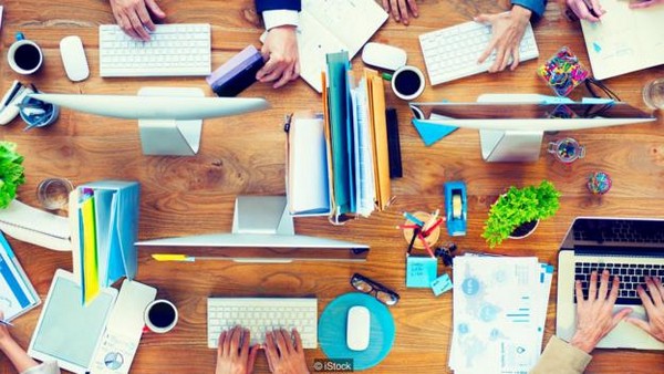 Tại sao bạn luôn thấy mình bị quá tải công việc?