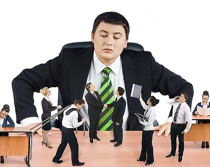 Ứng xử với sếp “bề trên”